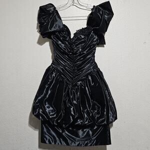 Vintage 80s Vamp Stepppin Out Black Dress USA Polyester Acetate Bubble Applique